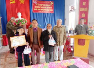 Muc-Phu-Cap-Chu-Tich-Hoi-Nguoi-Cao-Tuoi-Cap-Xa-Chi-Tiet-2023
